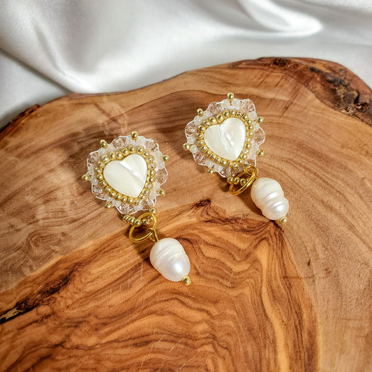 Shimmery Shell Studs | Champagne